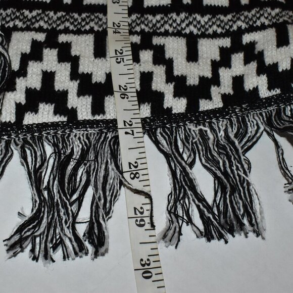 Chelsea & Theadore Open Front Fringe Wrap Sweater Black and White Size M - Picture 6 of 9